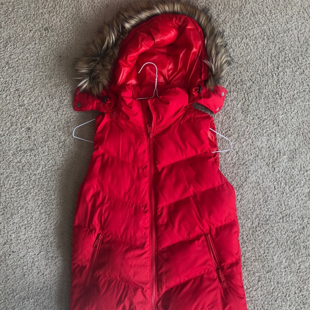 Never worn puffer vest